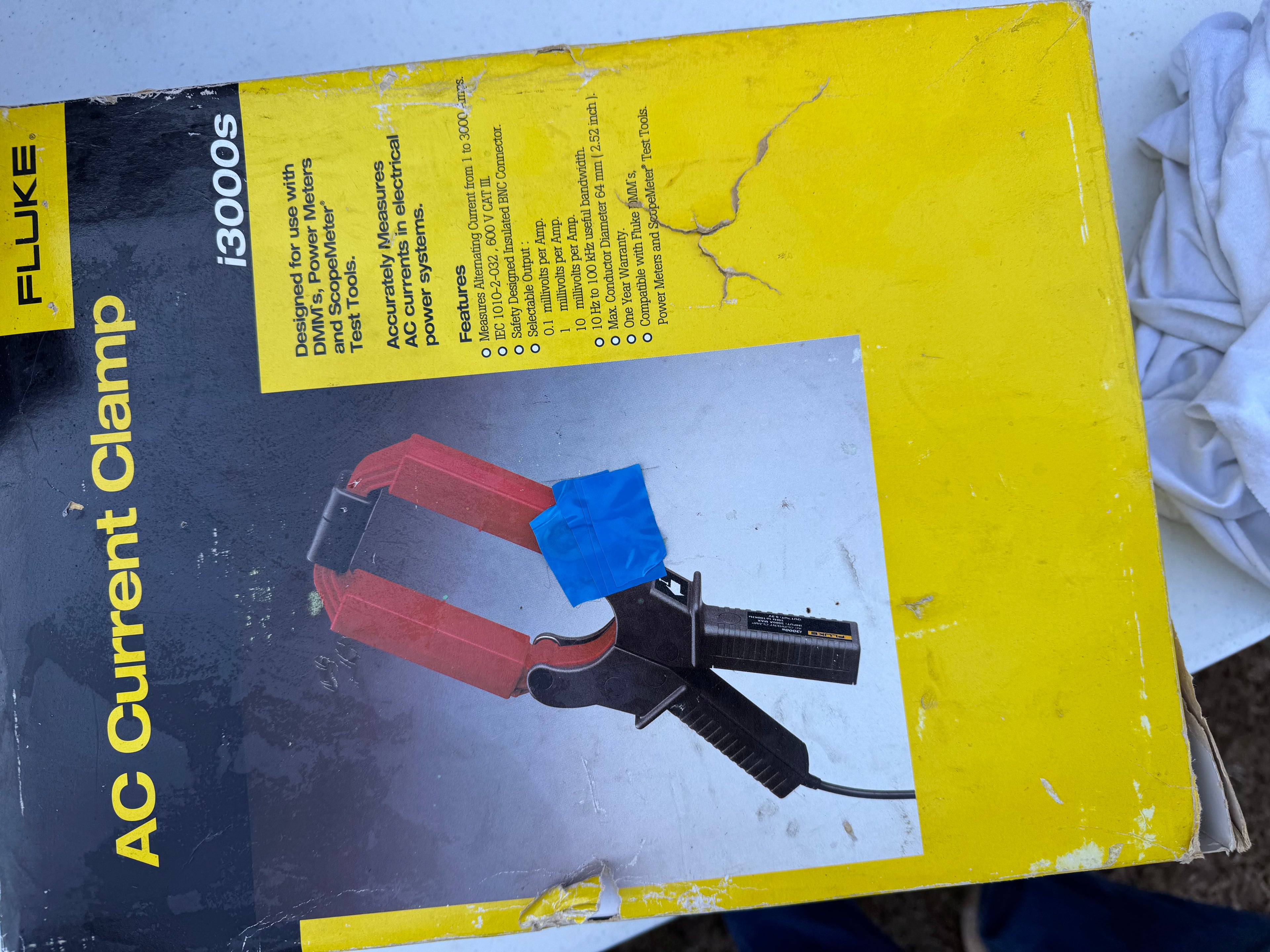 Fluke i3000S AC Current Clamp – 3000A, CAT III, New in Box