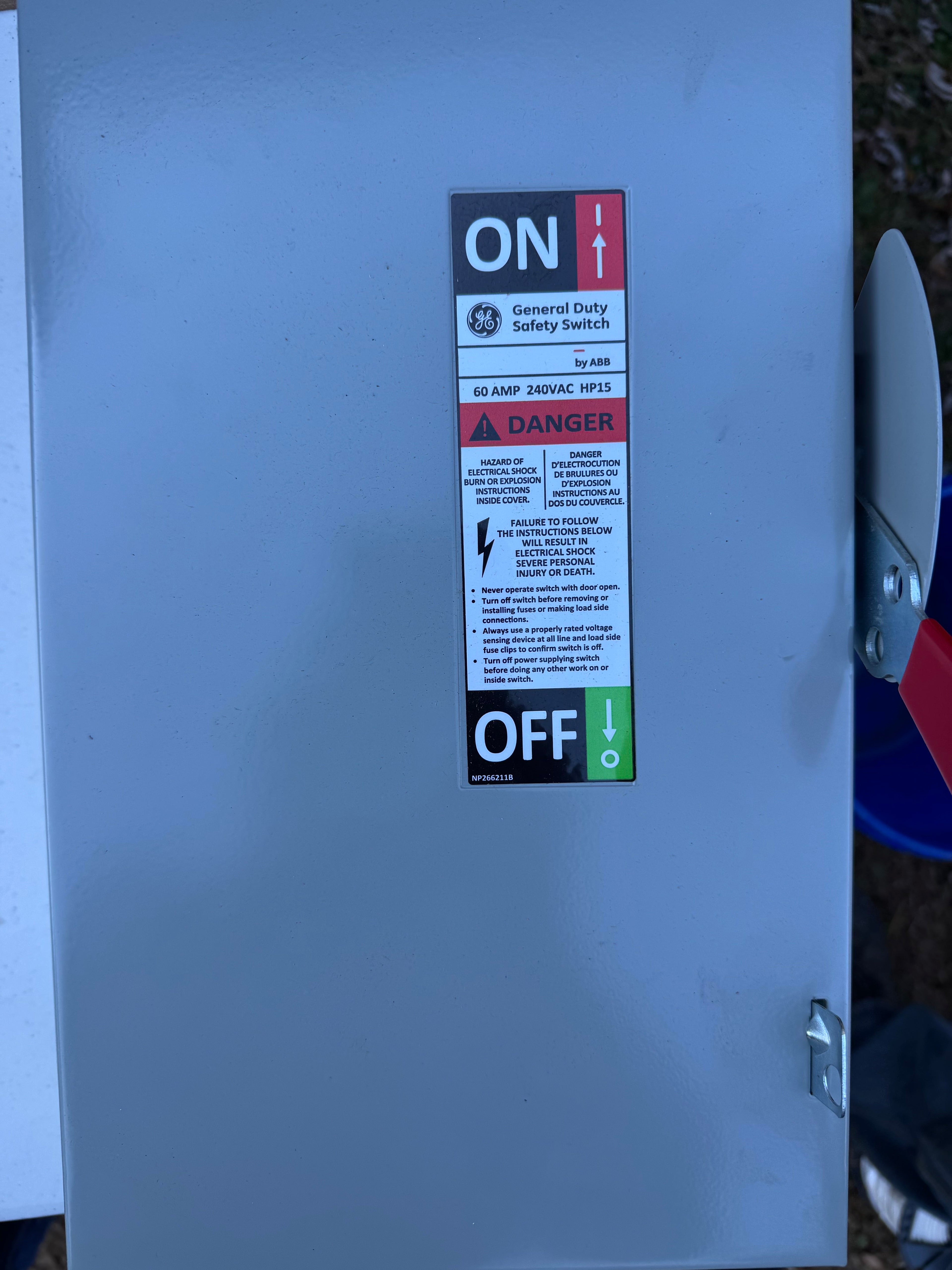 GE TG4322 60 Amp Indoor Safety Switch – Fusible, Heavy Duty